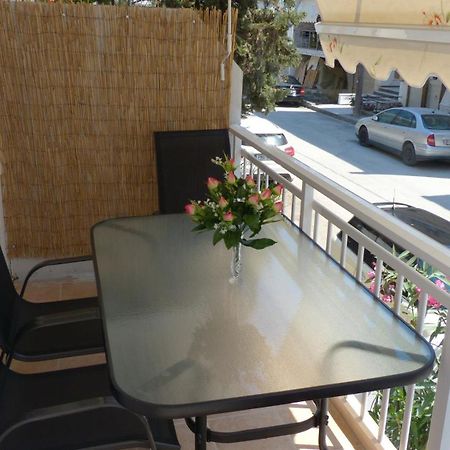 Néa Péramos White Apartment 70M From The Sea מראה חיצוני תמונה